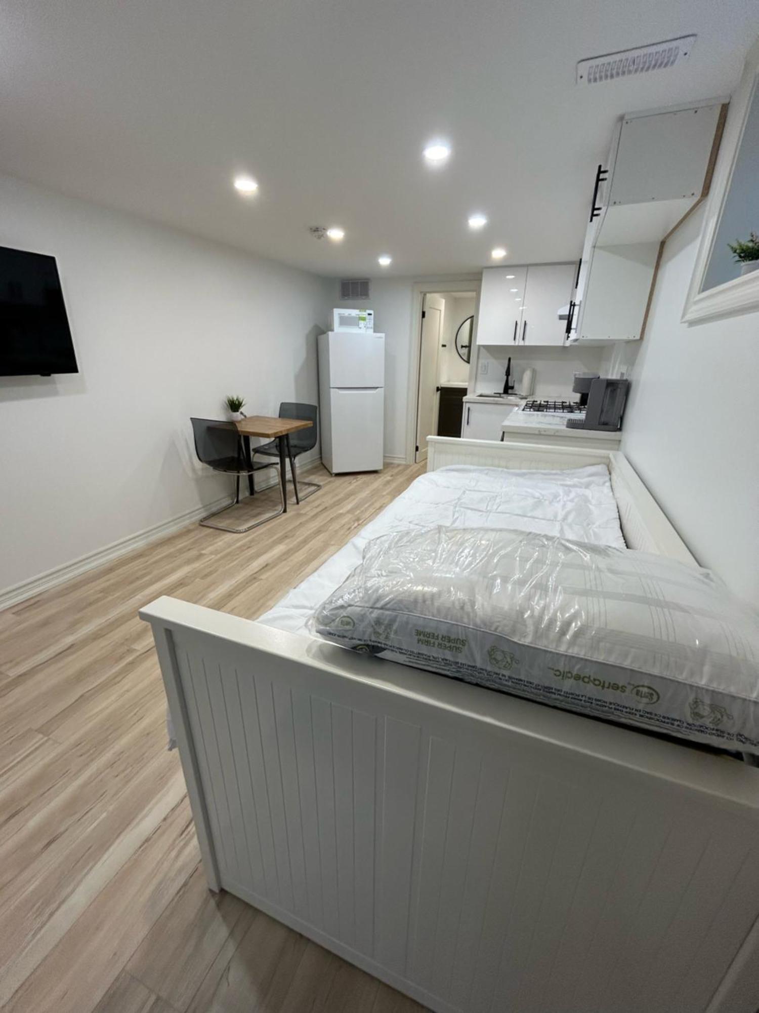 Apartment Brand New Hamilton