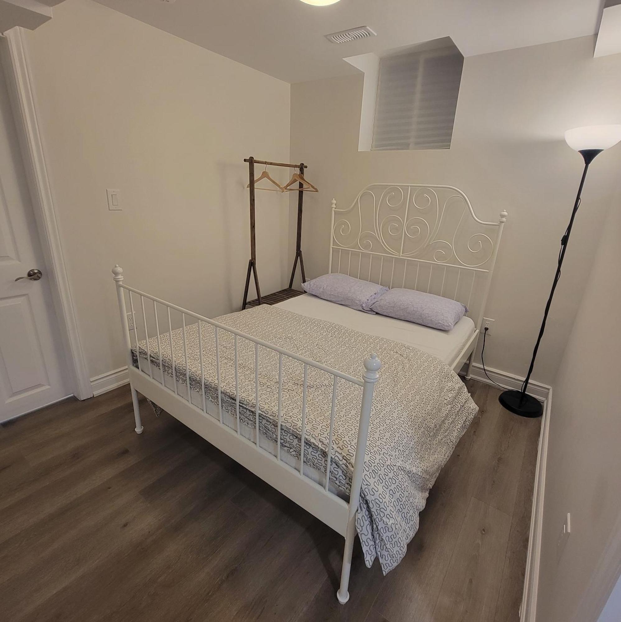 Apartment Lake-walk House 3 Bed 2 Bath *