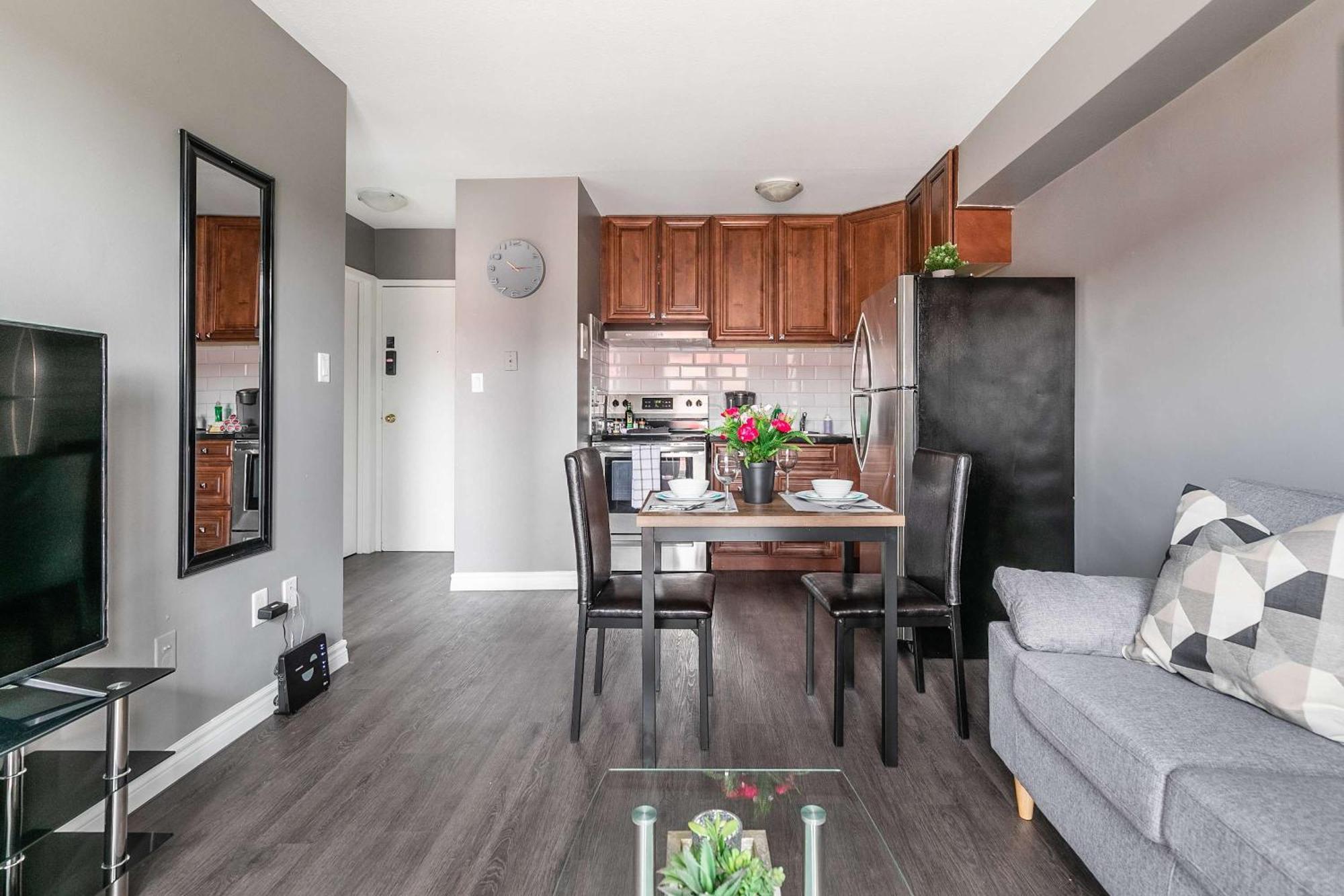 Glenview West W Patio - Near Downtown * Hamilton