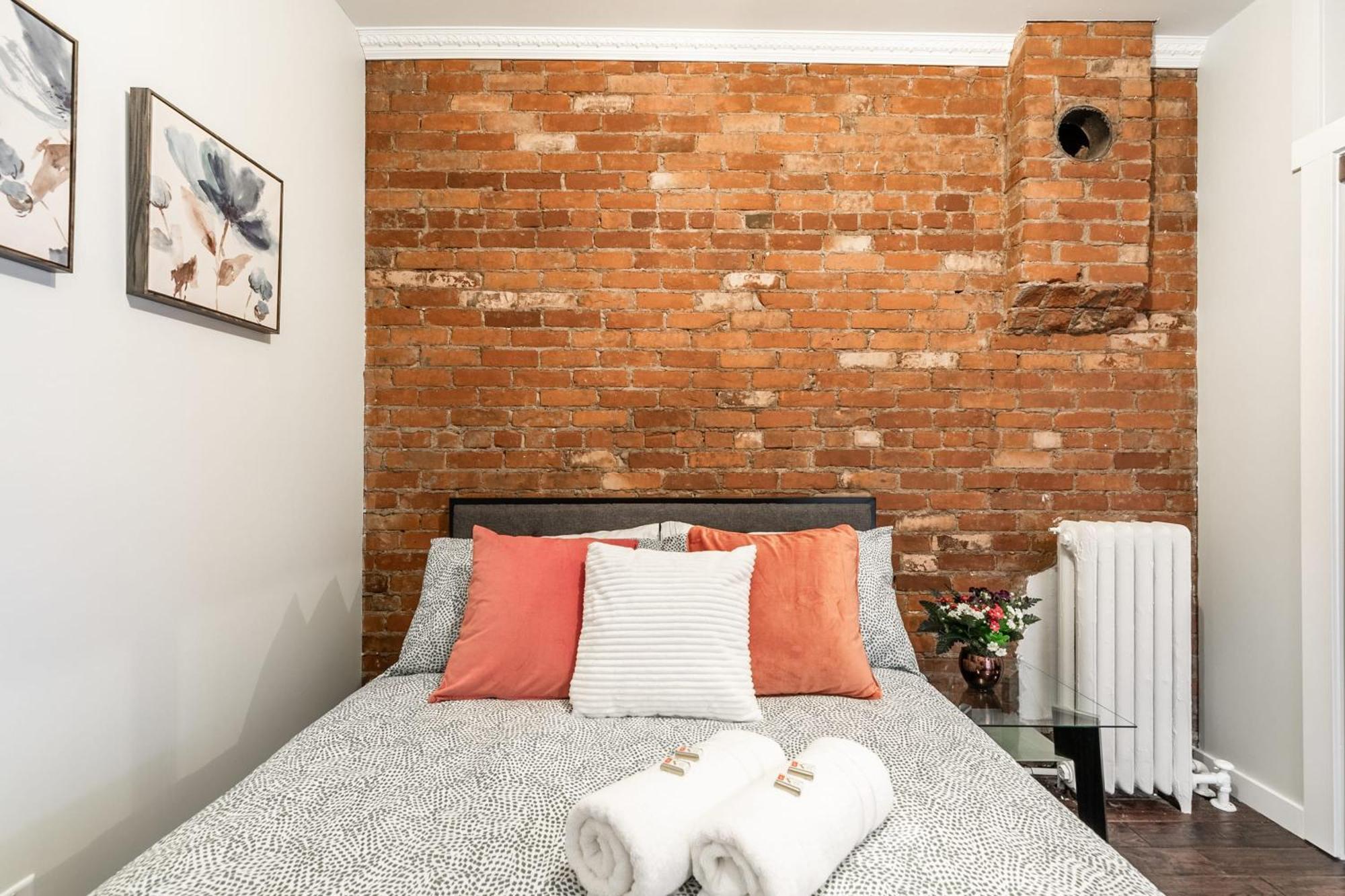 Apartment Cozy 1br- Unit - Street North