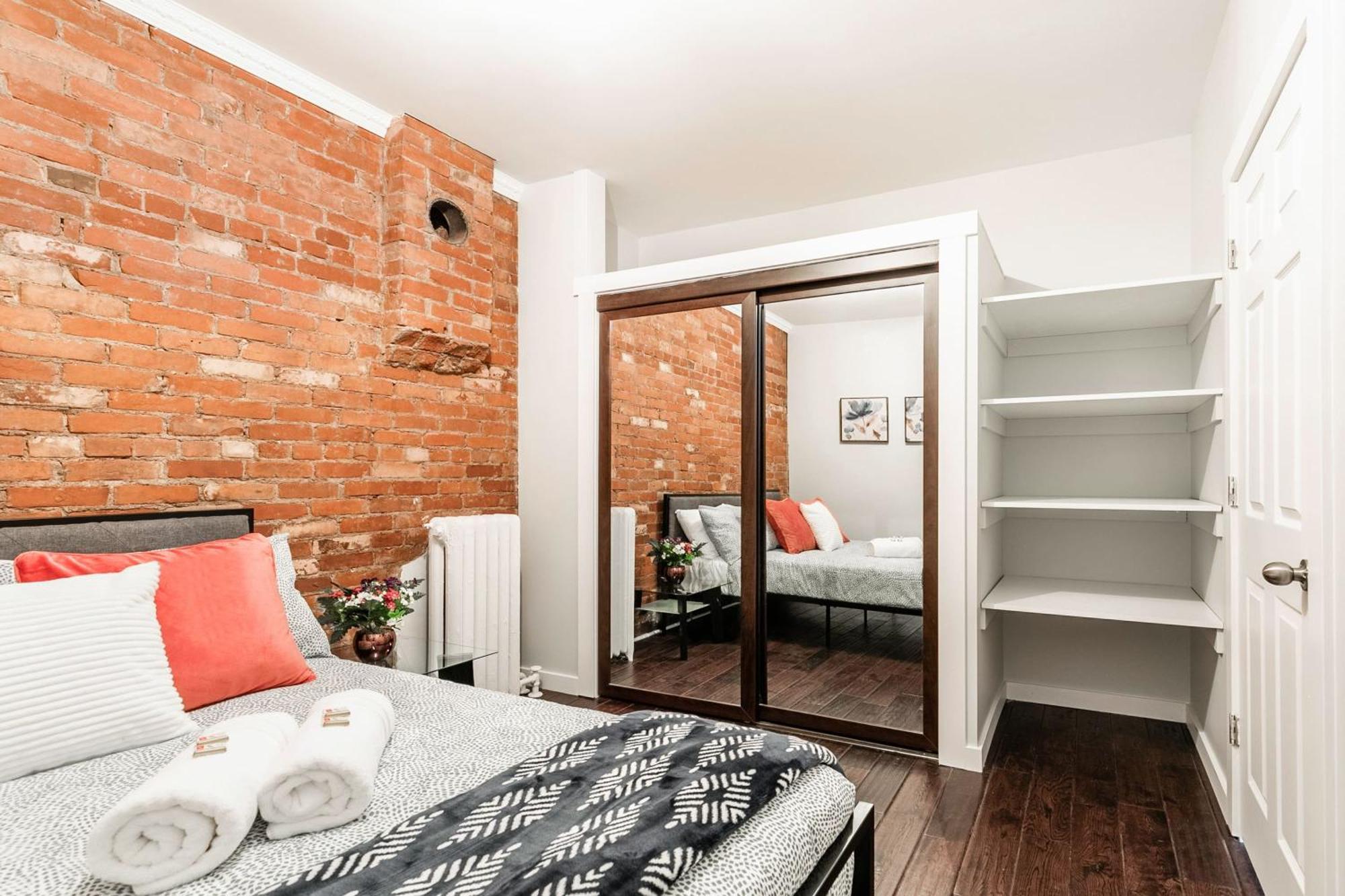 Cozy 1br- Unit - Street North Apartment *