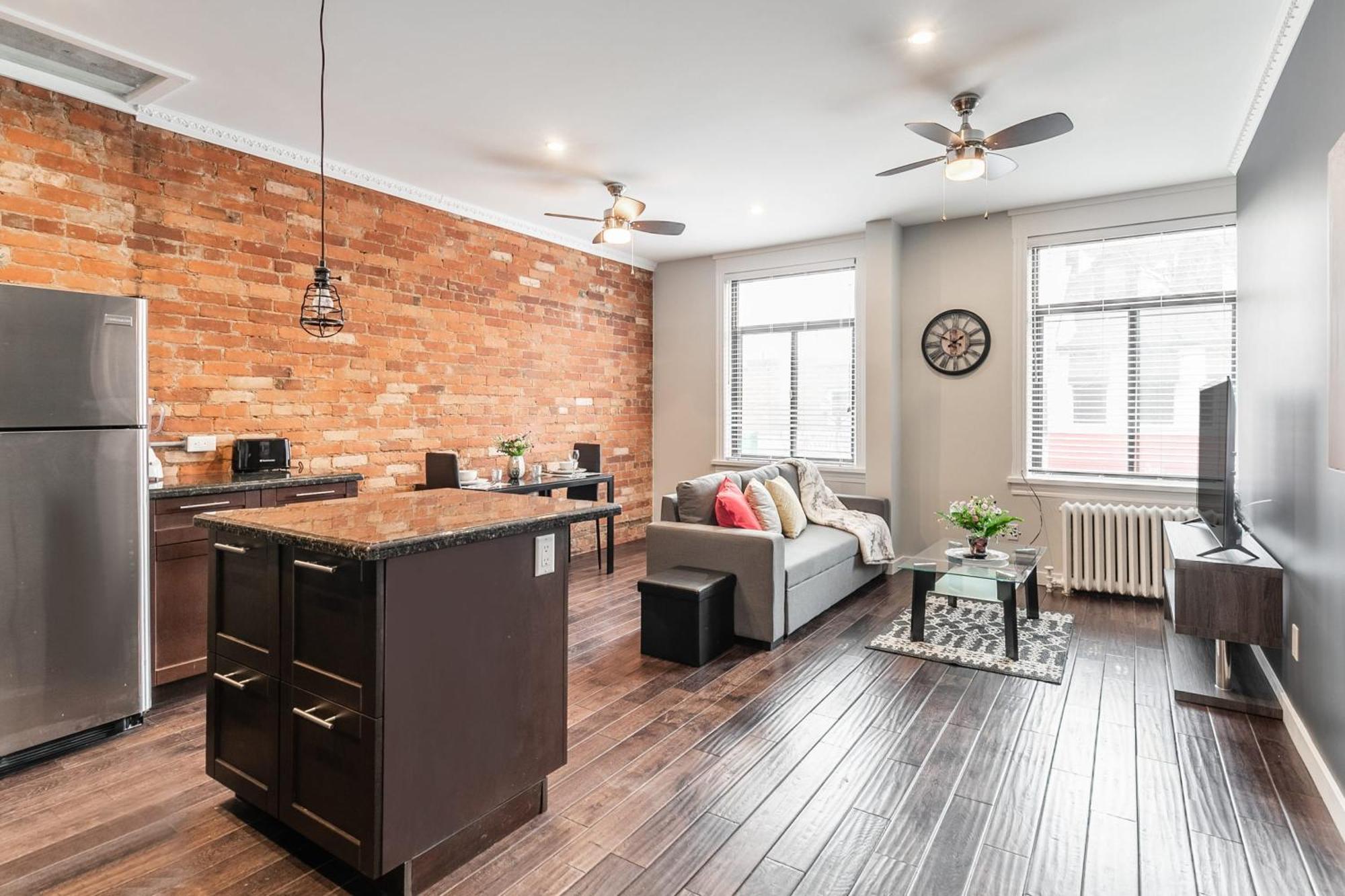 Apartment Cozy 1br- Unit - Street North Hamilton