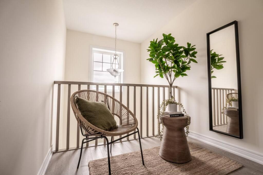 Spotless 5 Bed And 4 Bath With Wi-fi And 1hr To Niagara *