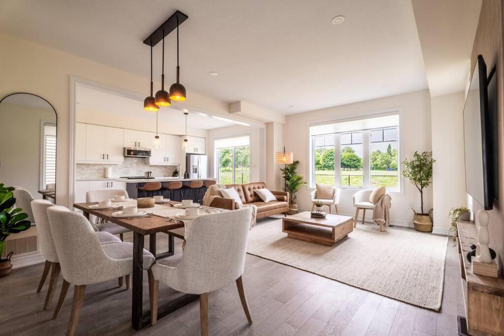 Spotless 5 Bed And 4 Bath With Wi-fi And 1hr To Niagara * Hamilton