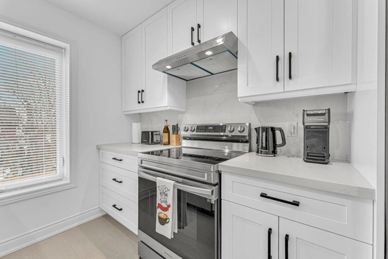 Cozy 6br Ticats Hospitals First Ontario Holiday home Hamilton