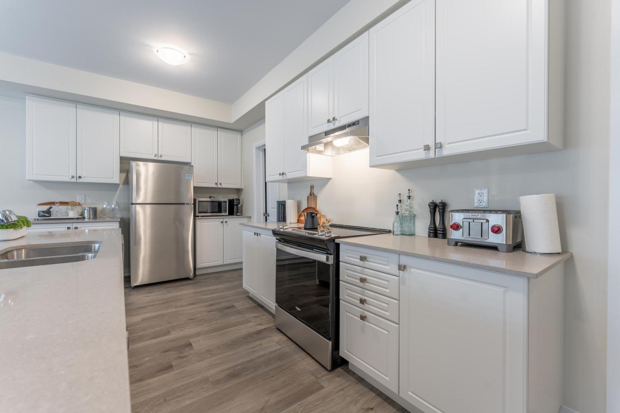 Holiday home New 3 Bed House - Golf & Waterfalls In Stoney Creek Hamilton