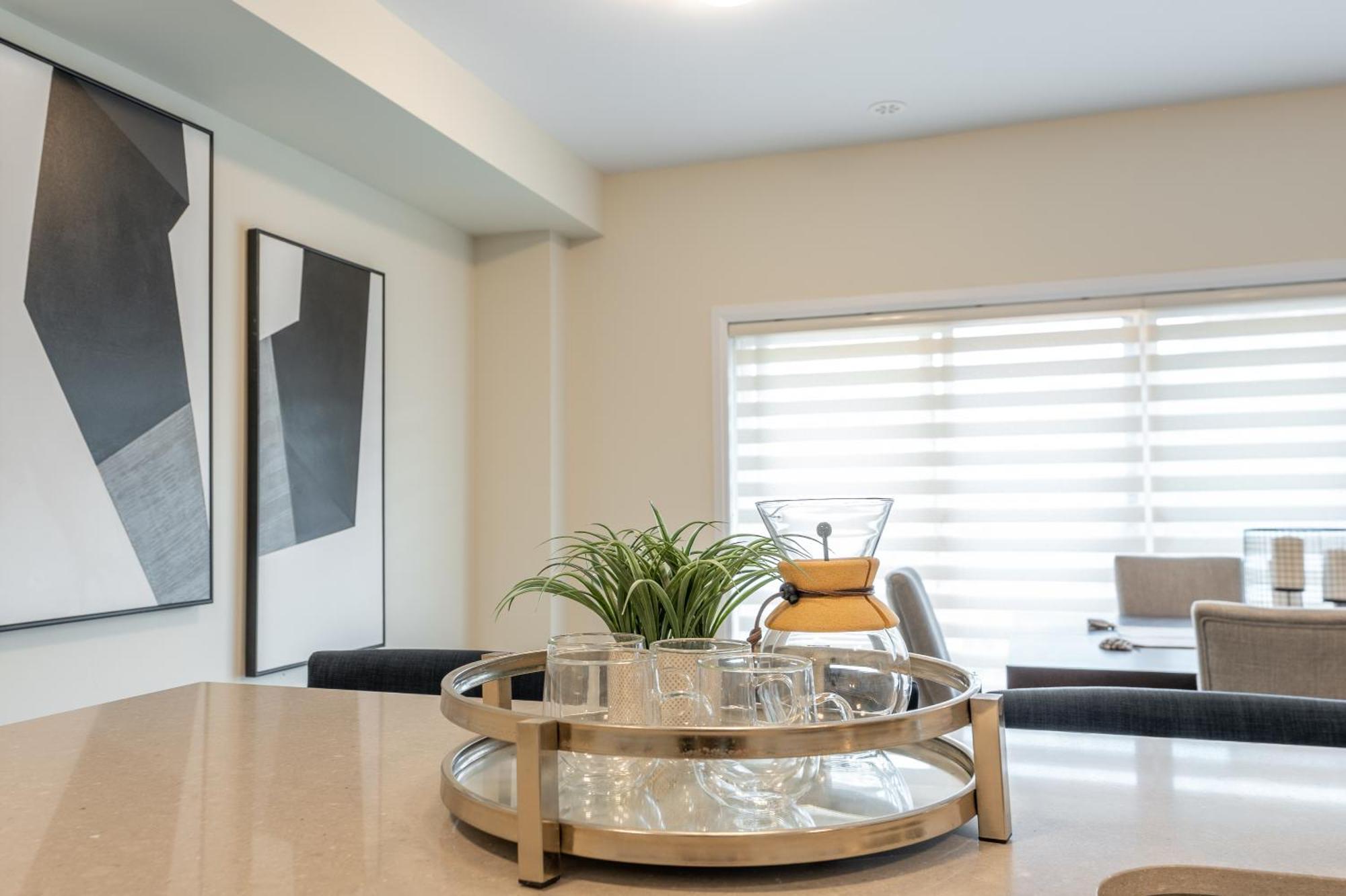 New 3 Bed House - Golf & Waterfalls In Stoney Creek * Hamilton