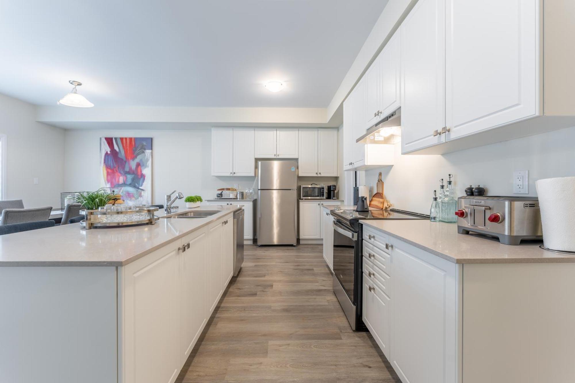 New 3 Bed House - Golf & Waterfalls In Stoney Creek *