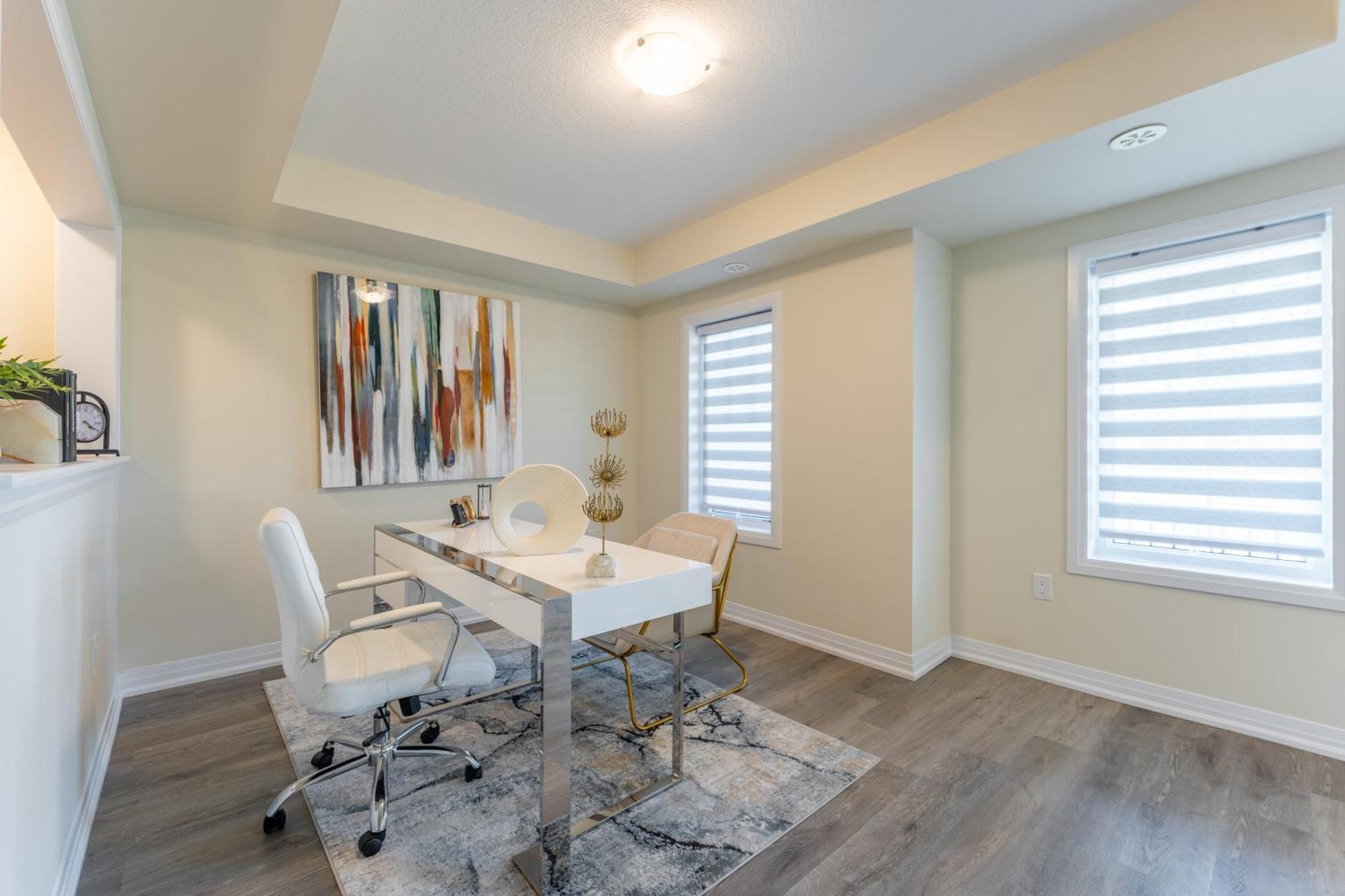 New 3 Bed House - Golf & Waterfalls In Stoney Creek * Hamilton