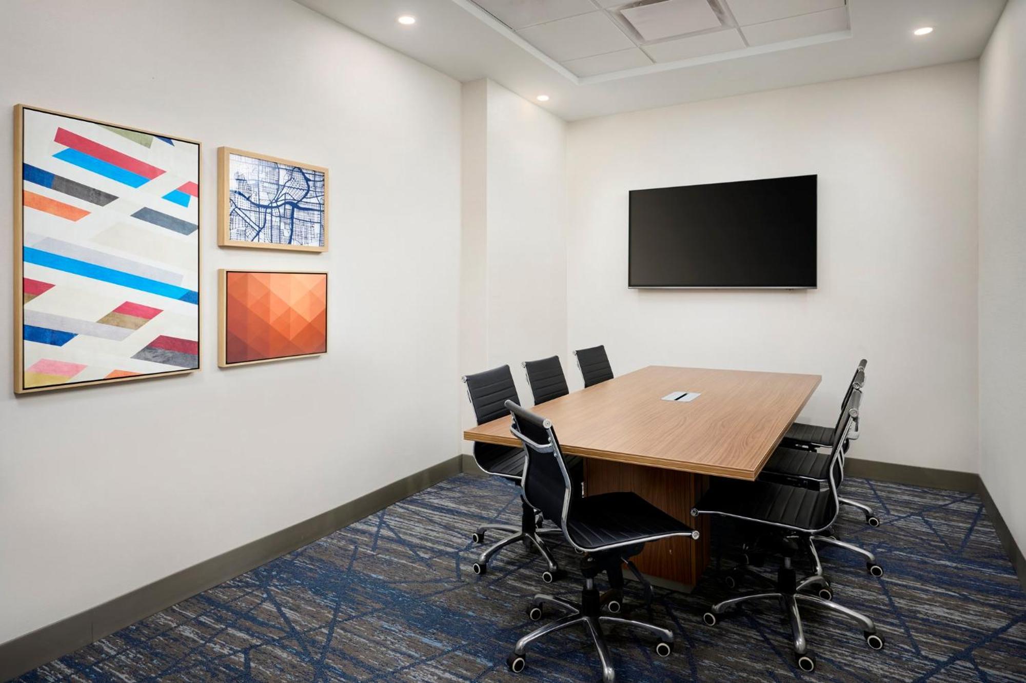 Express - Upper By Ihg Hotel