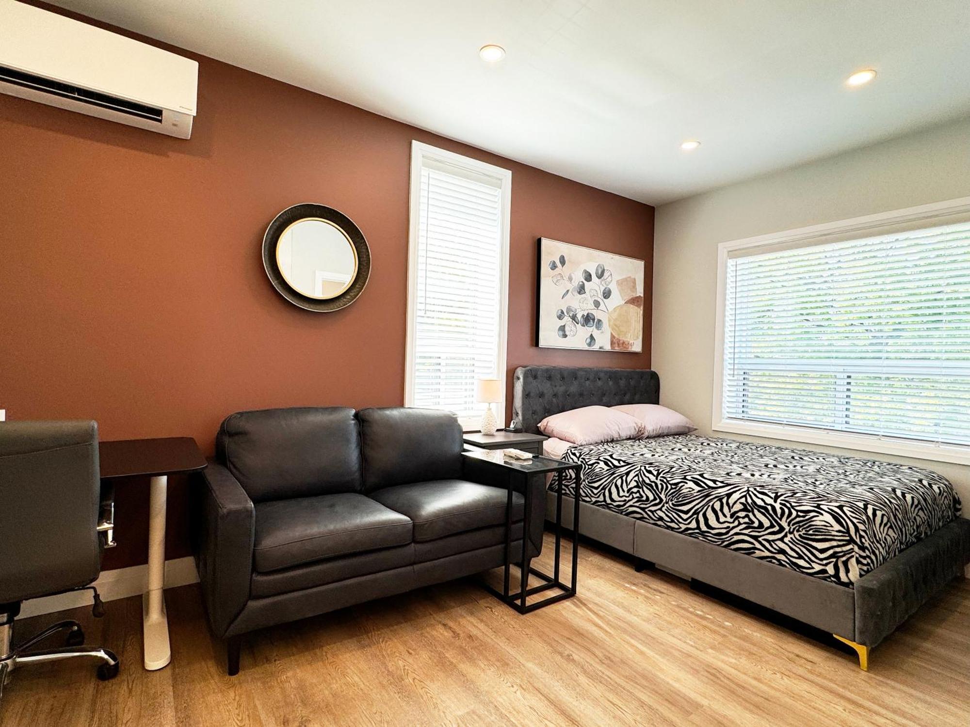 Sterling Apartment *