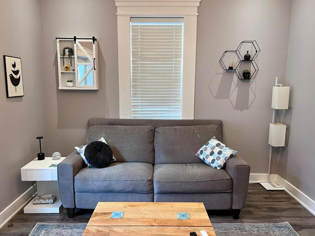 West Harbour Retreat - Prime Location With Hot Tub Apartamento Hamilton