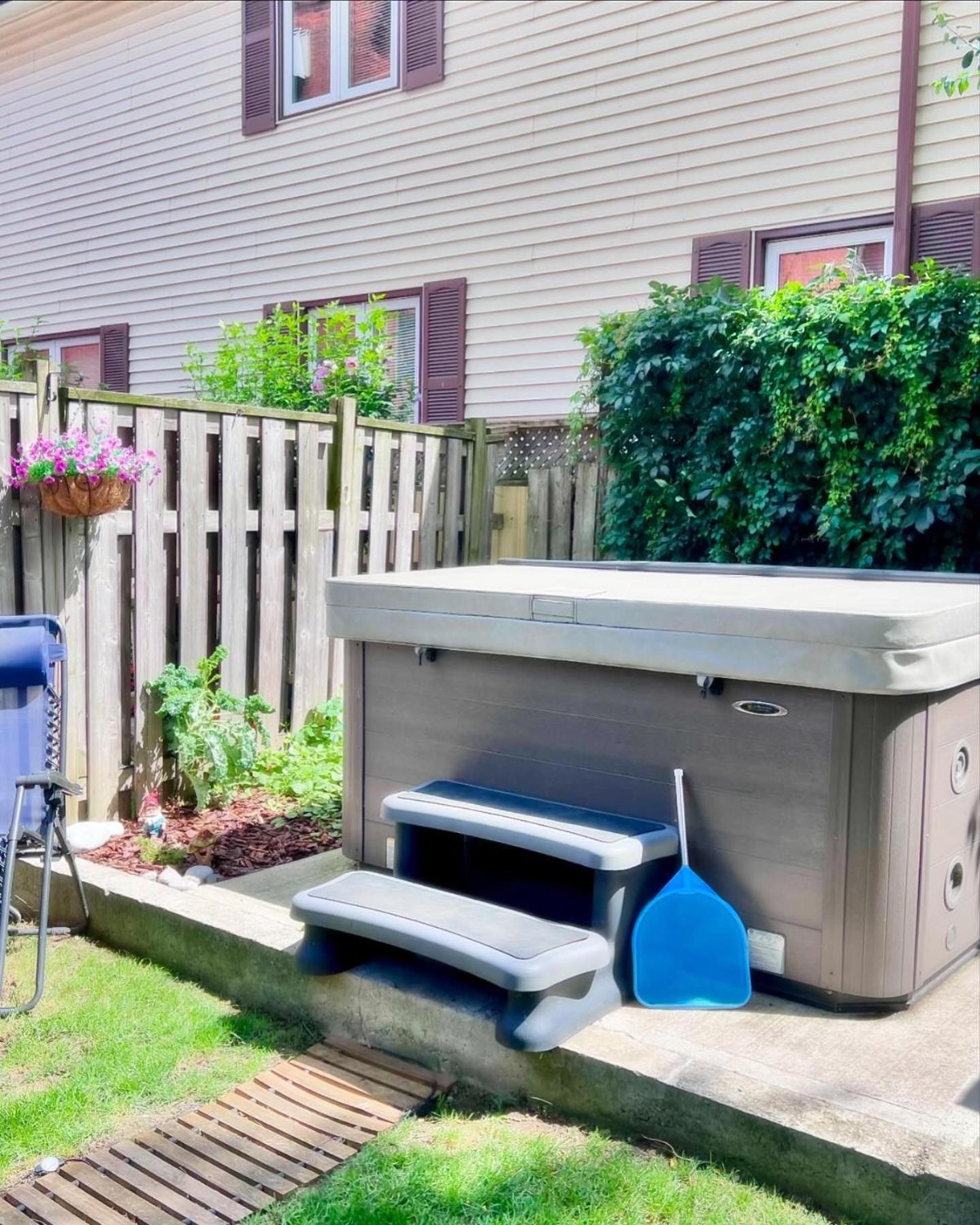 Apartamento West Harbour Retreat - Prime Location With Hot Tub *