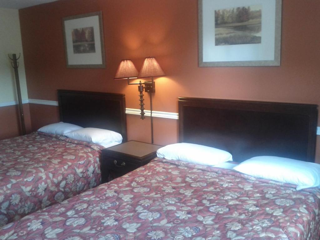Budget 2000 Inn