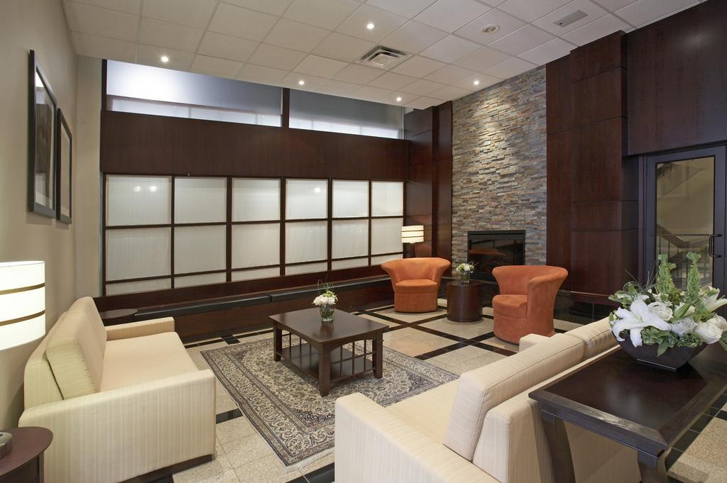 Hotel Plaza And Conference Center 4*