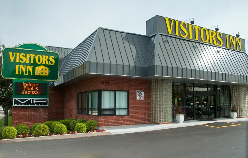 Visitor's Hotel 4*