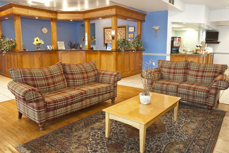 Howard Johnson 2*