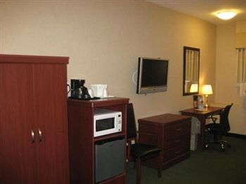 Days By Wyndham - Downtown 3* Hamilton