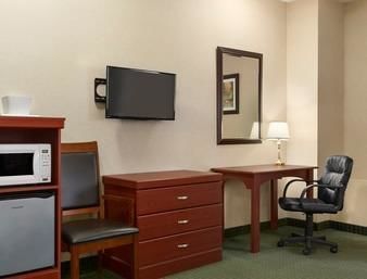 Days By Wyndham - Downtown 3*