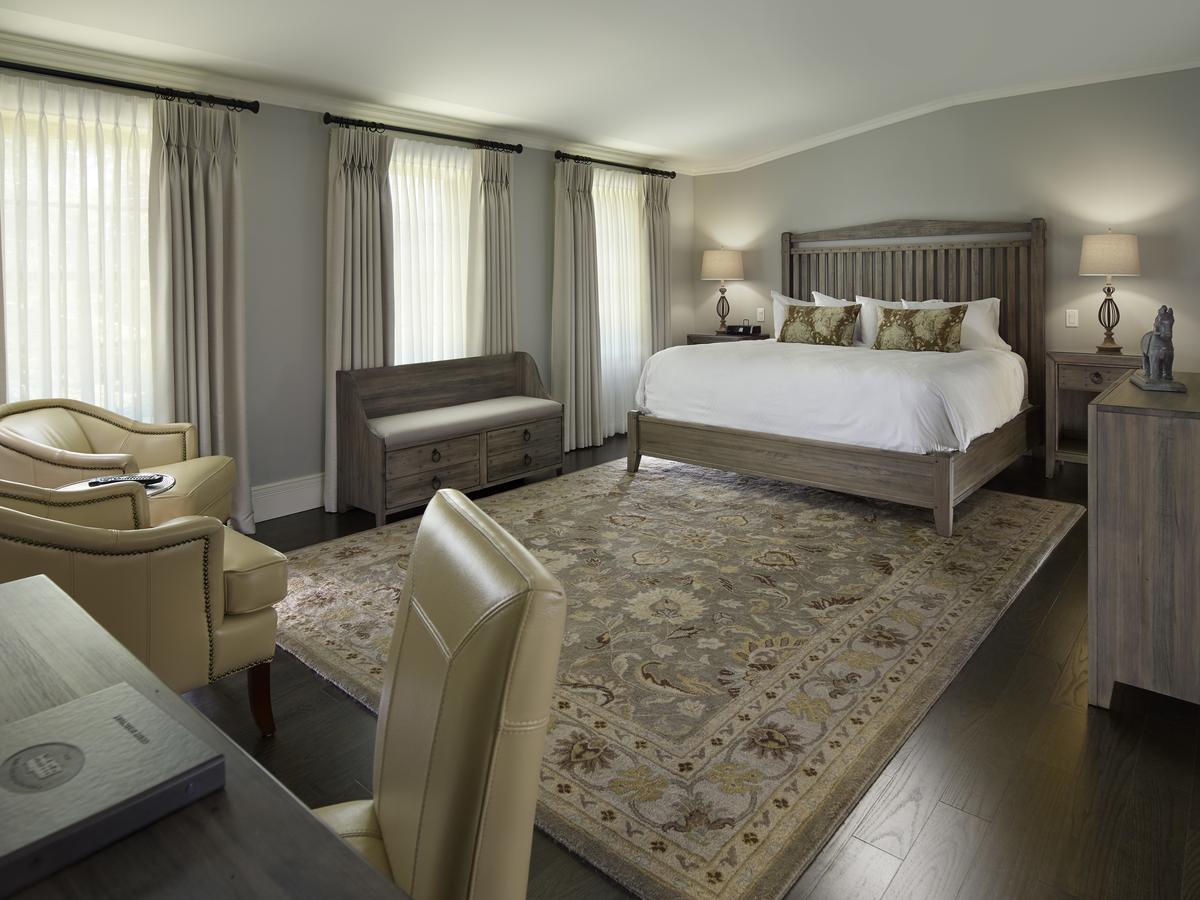 The Barracks 4* Hamilton