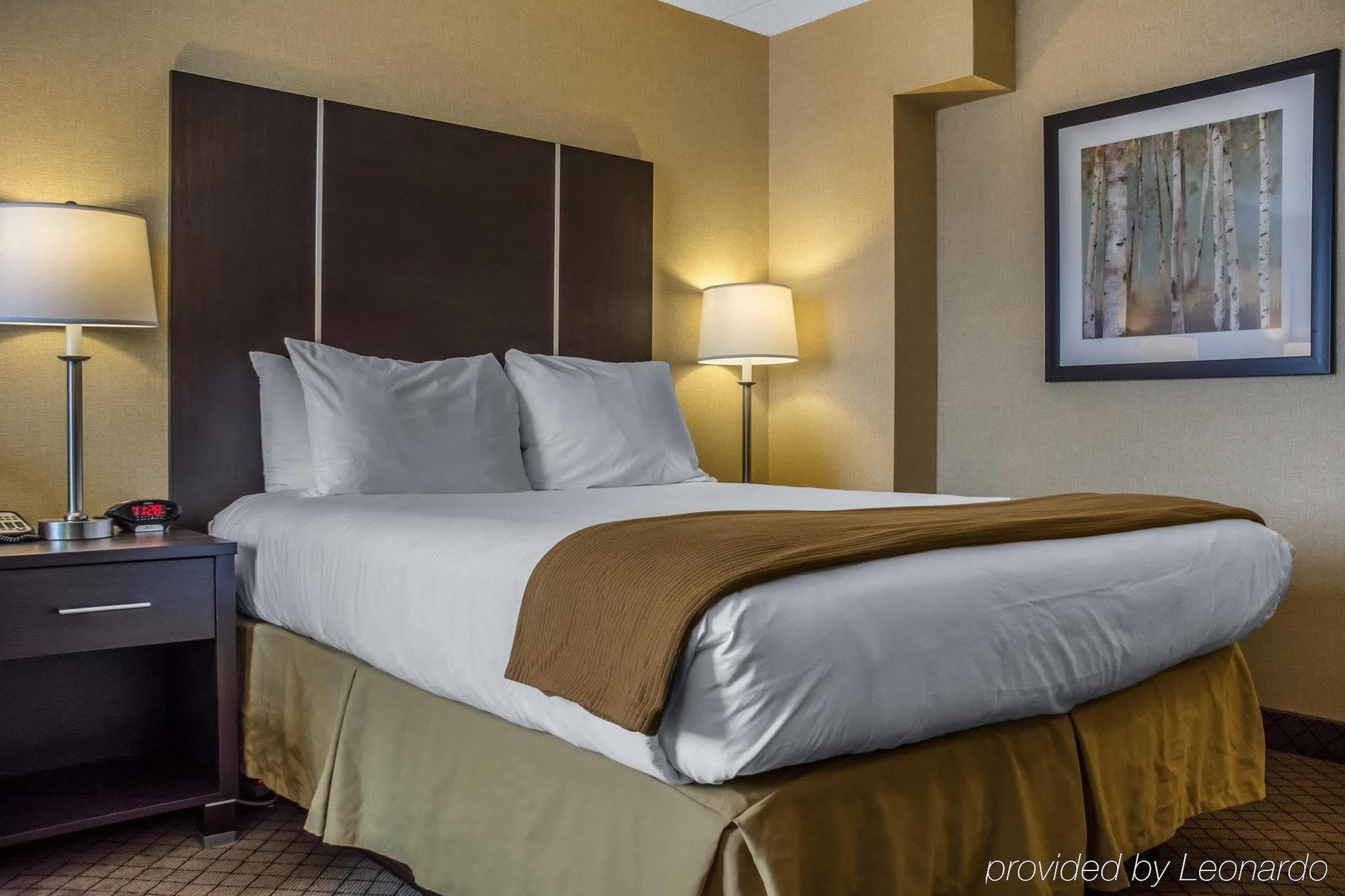 Four Points By Sheraton - Stoney Creek 3* Hamilton