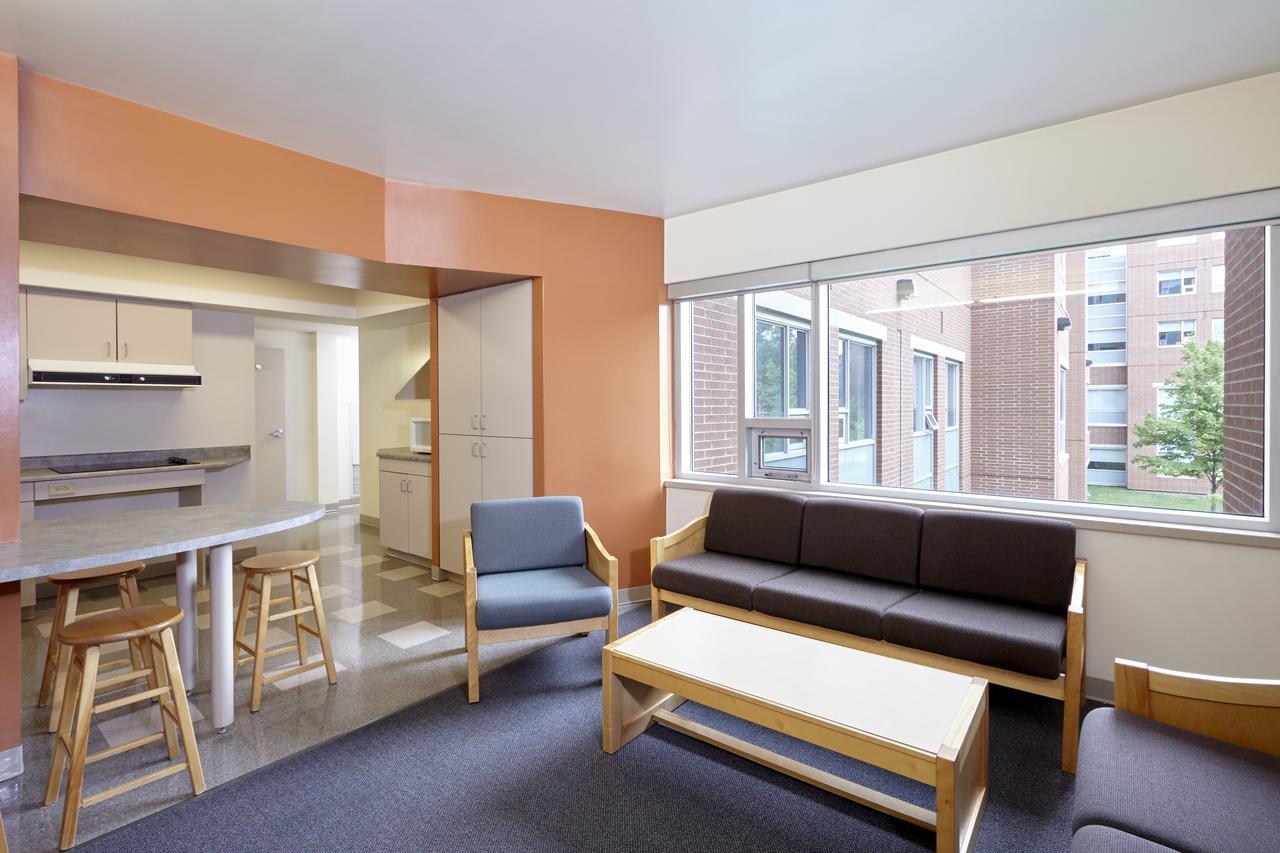 Hostel Mcmaster University Hamilton