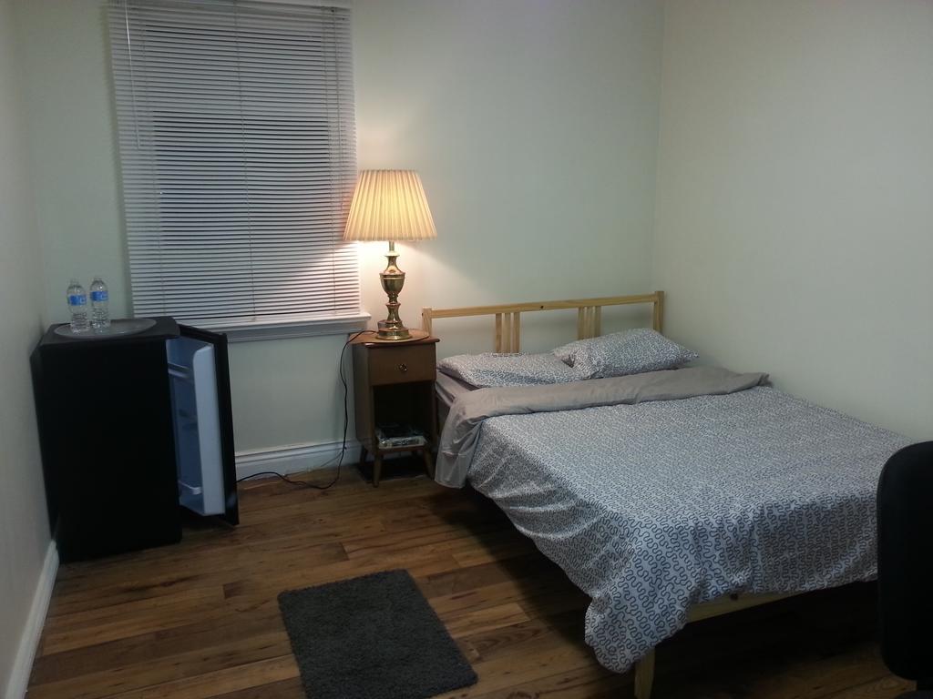Guest house West Hamilton