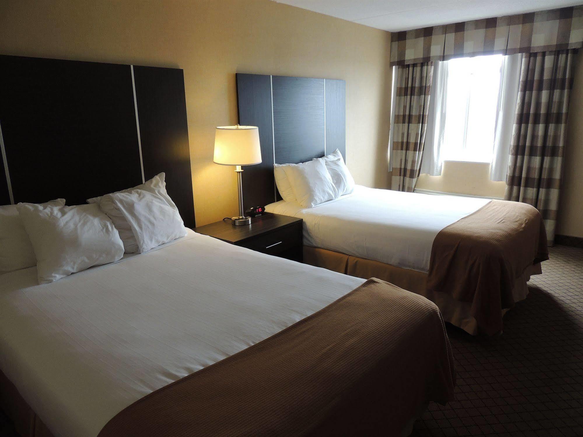 Four Points By Sheraton - Stoney Creek 3*