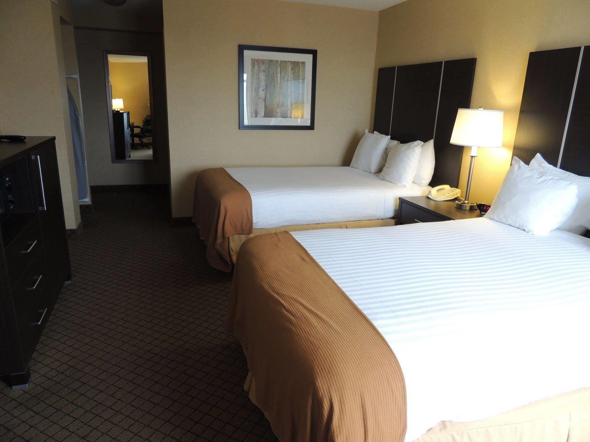 Four Points By Sheraton - Stoney Creek Hotel Hamilton