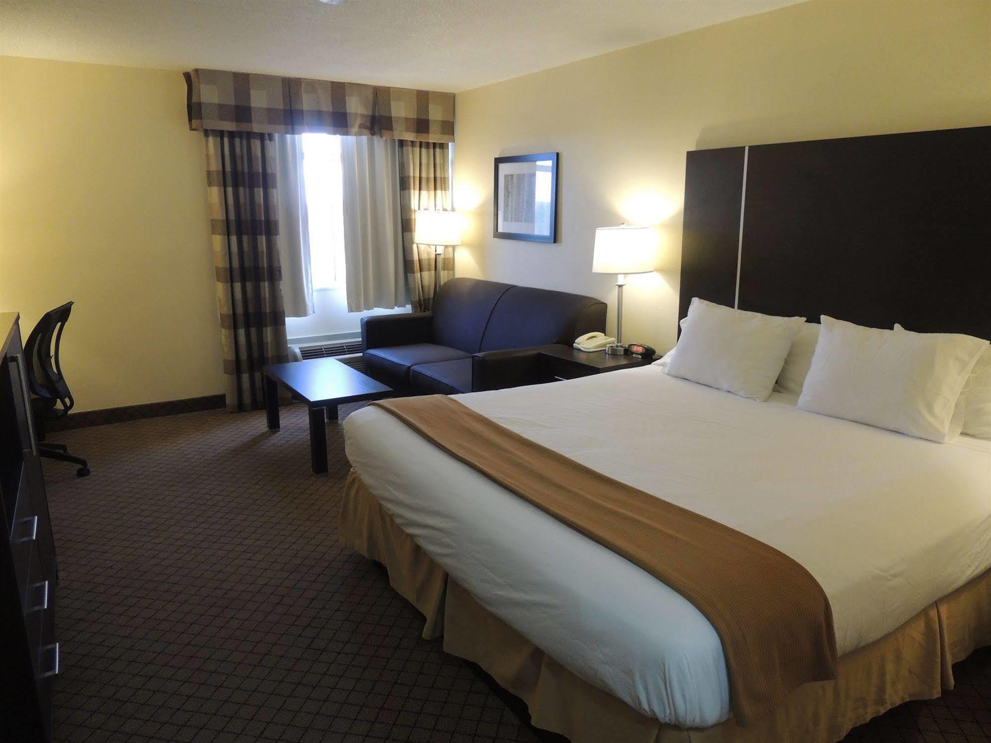 Four Points By Sheraton - Stoney Creek 3* Hamilton