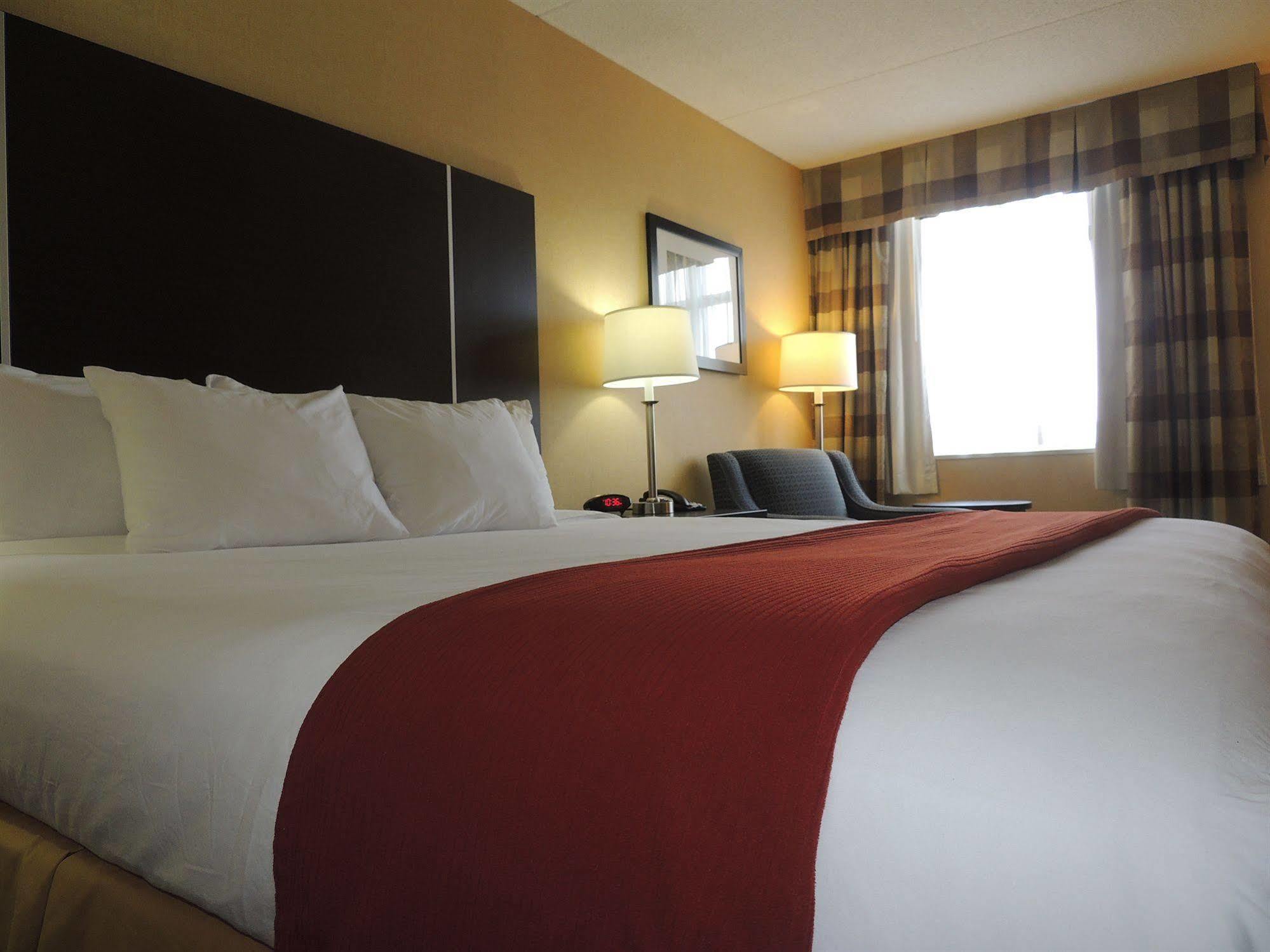 Four Points By Sheraton - Stoney Creek