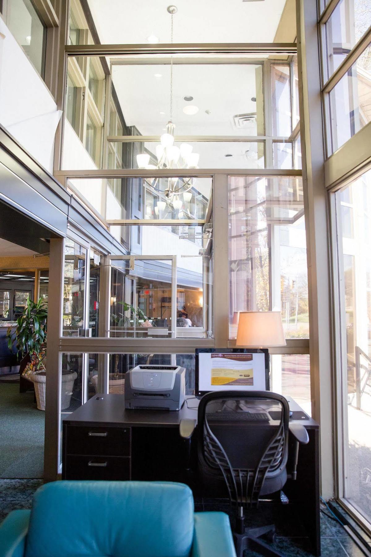 Admiral Hotel 3*