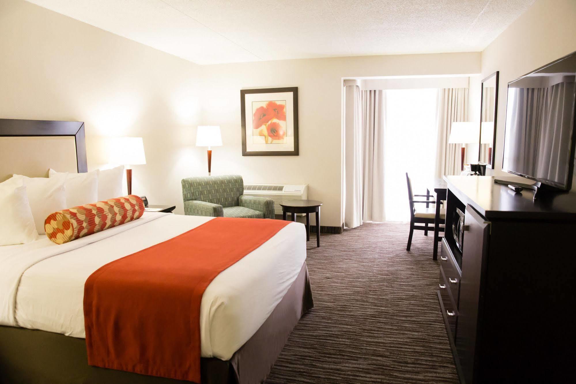 Admiral Hotel 3*