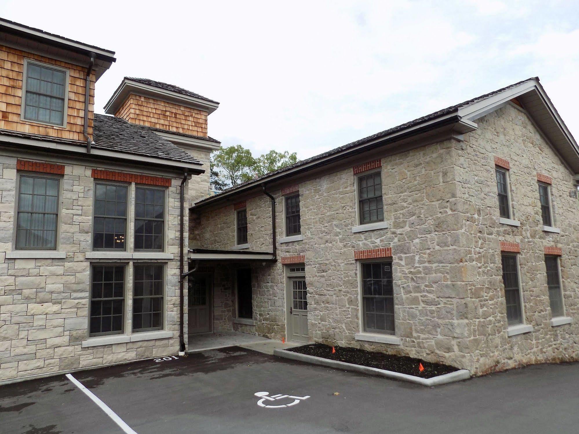 The Barracks 4*