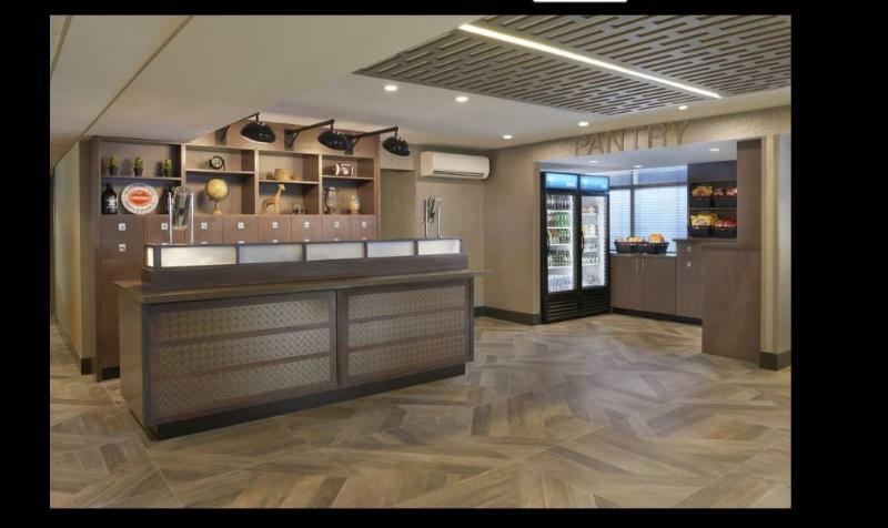 Four Points By Sheraton - Stoney Creek Hotel