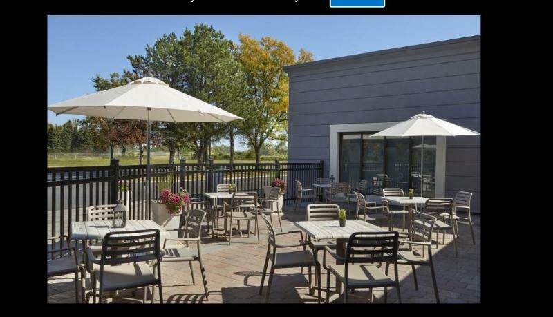 Four Points By Sheraton - Stoney Creek Hotel