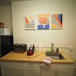 Cozy 1 Bedroom Centrally Located