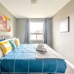 Newly Renovated 2Br Unit In Glenview West