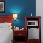 Signature Stay Inn & Suites - Downtown Hamilton