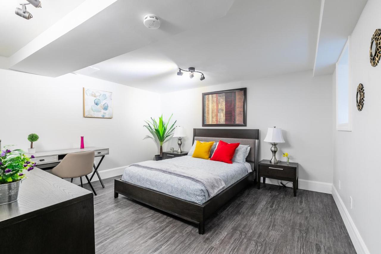 Upscale 2br - Boutique - Prime Location Downtown! Apartment