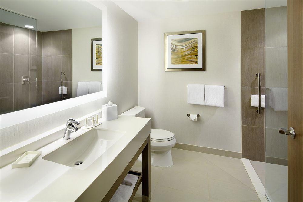 Hotel Courtyard By Marriott Hamilton