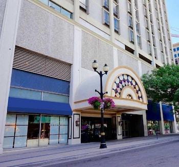 Plaza And Conference Centre Hotel Hamilton