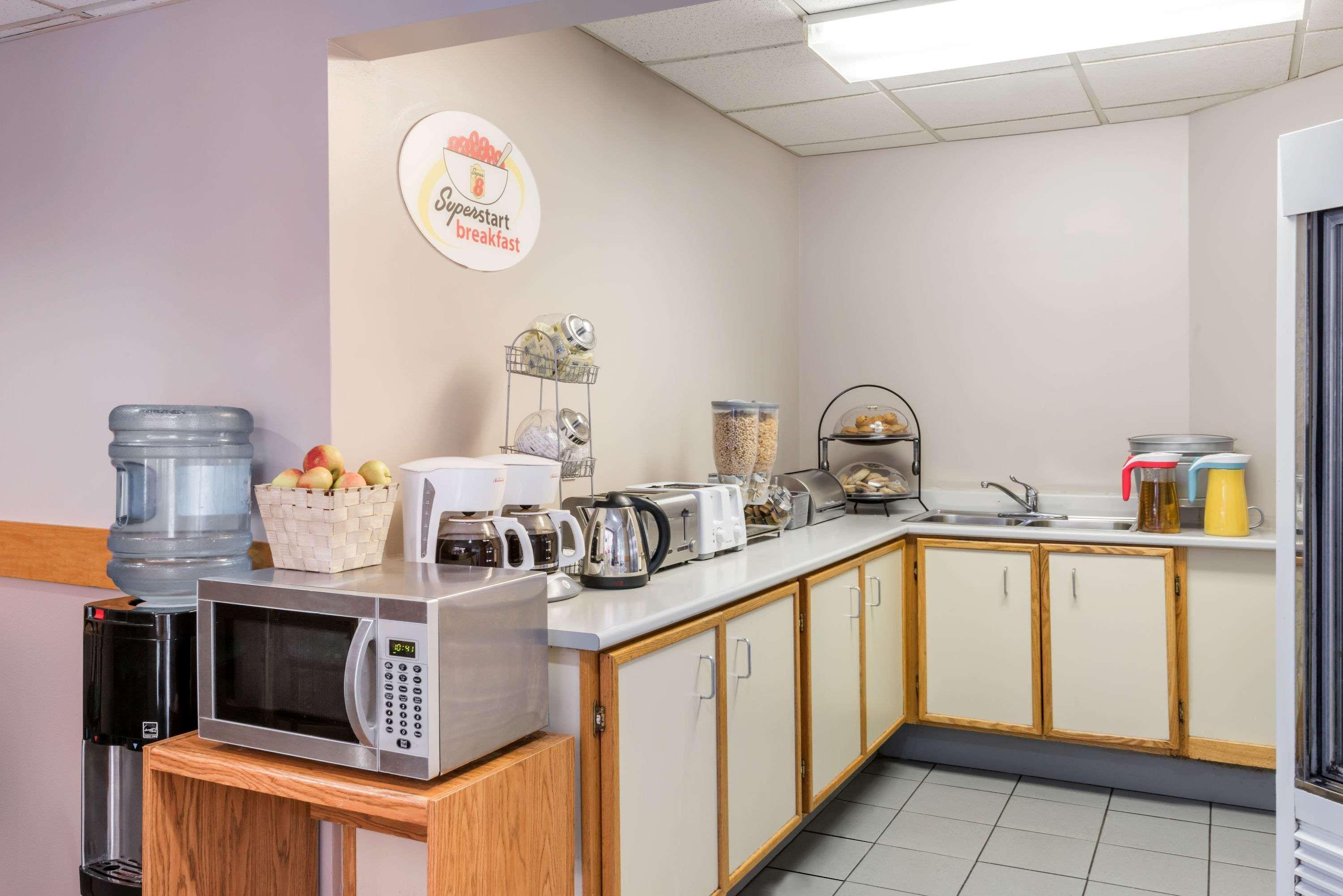 Hotel Super 8 Mount Hope/hamilton International Airport Hamilton
