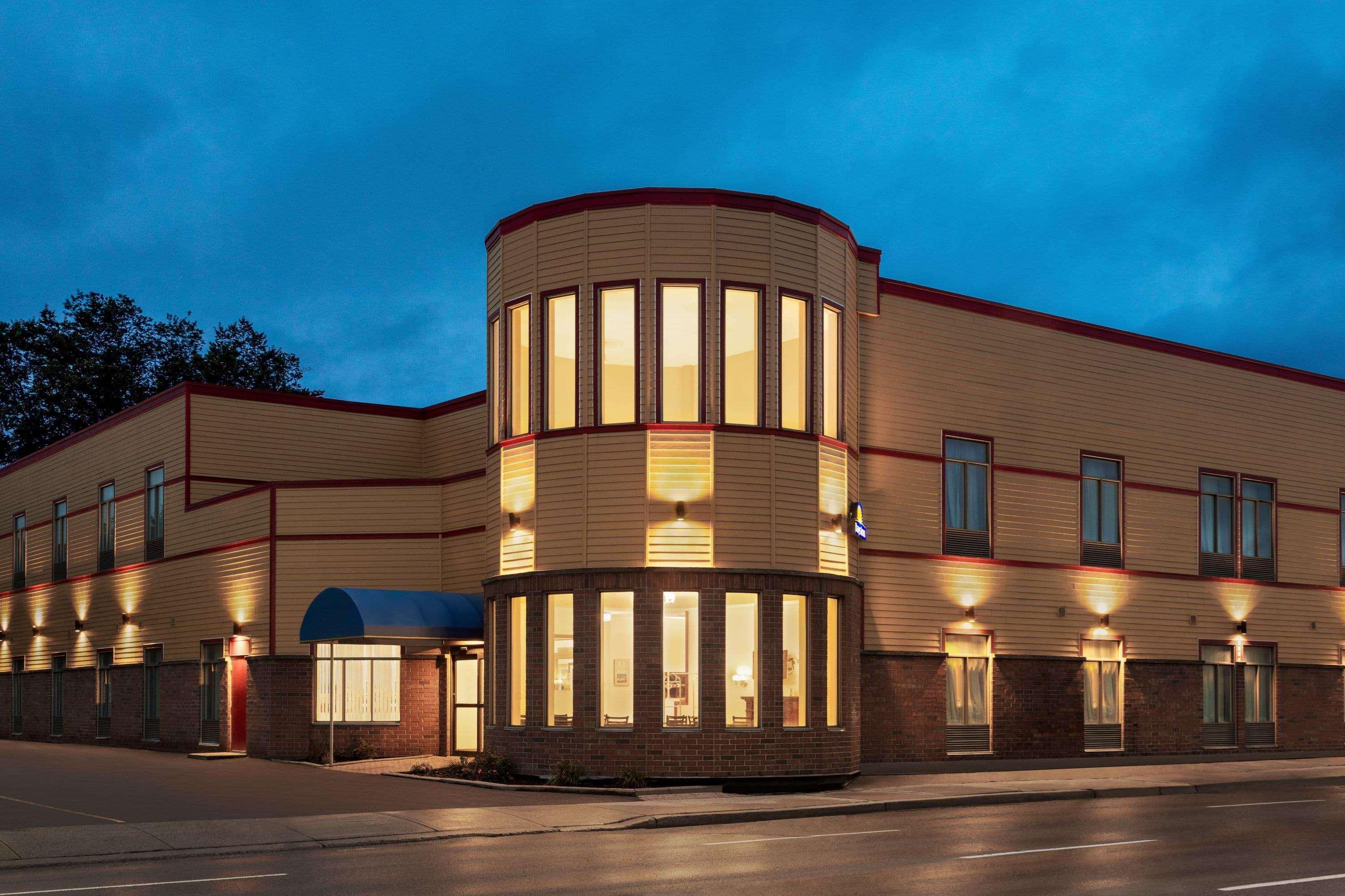 Hotel Days By Wyndham - Downtown 3*