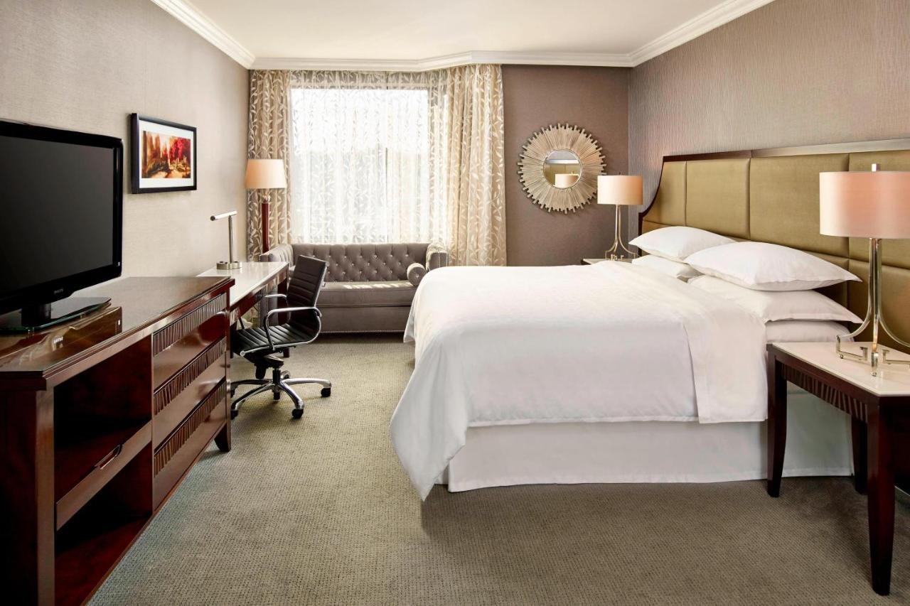 Sheraton Hotel 3*