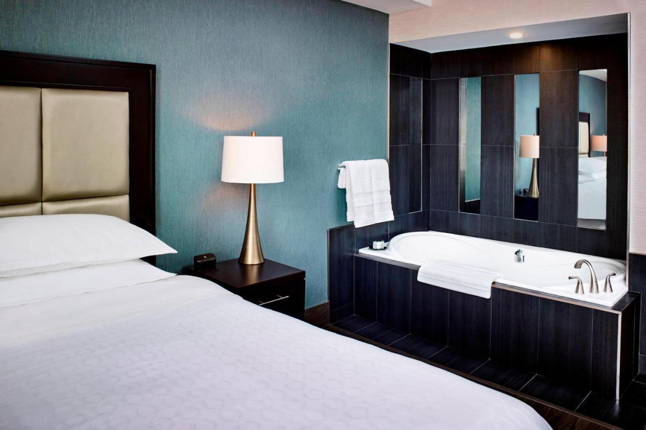 Sheraton Hotel Hamilton