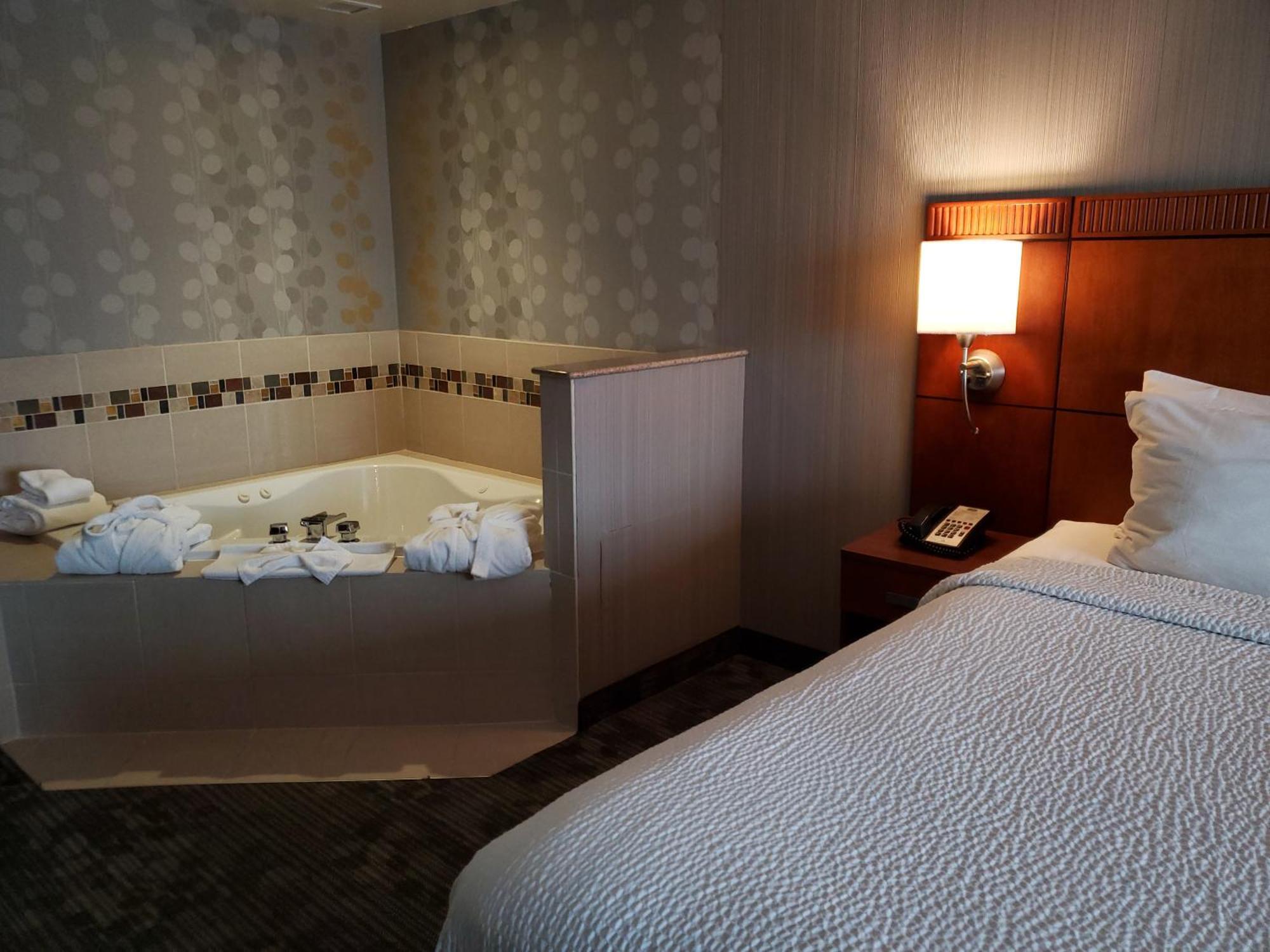 Hotel Courtyard By Marriott Hamilton