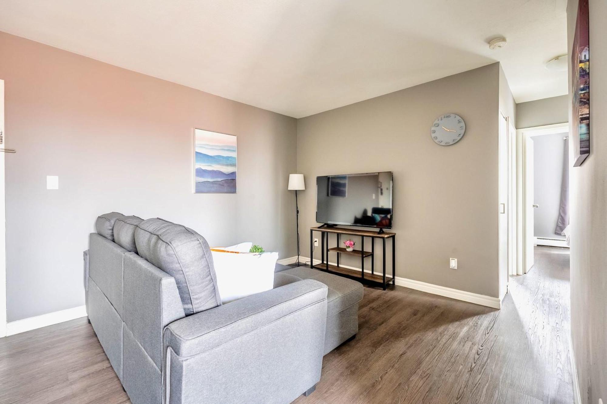 Apartment Newly Renovated 2br Unit In Glenview West Hamilton