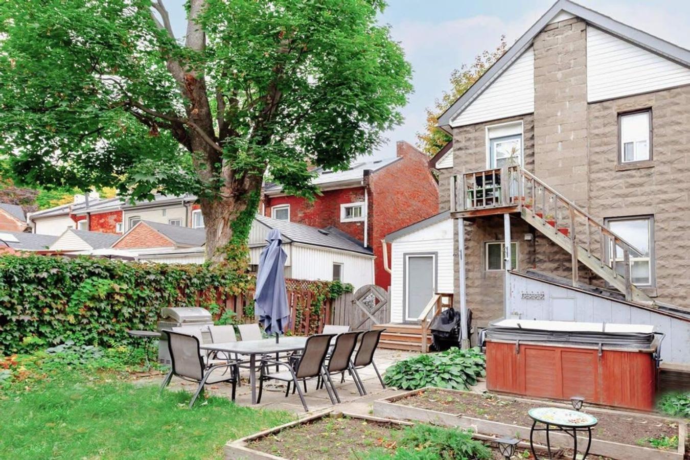 Charming Corktown With Bbq Grill & Backyard