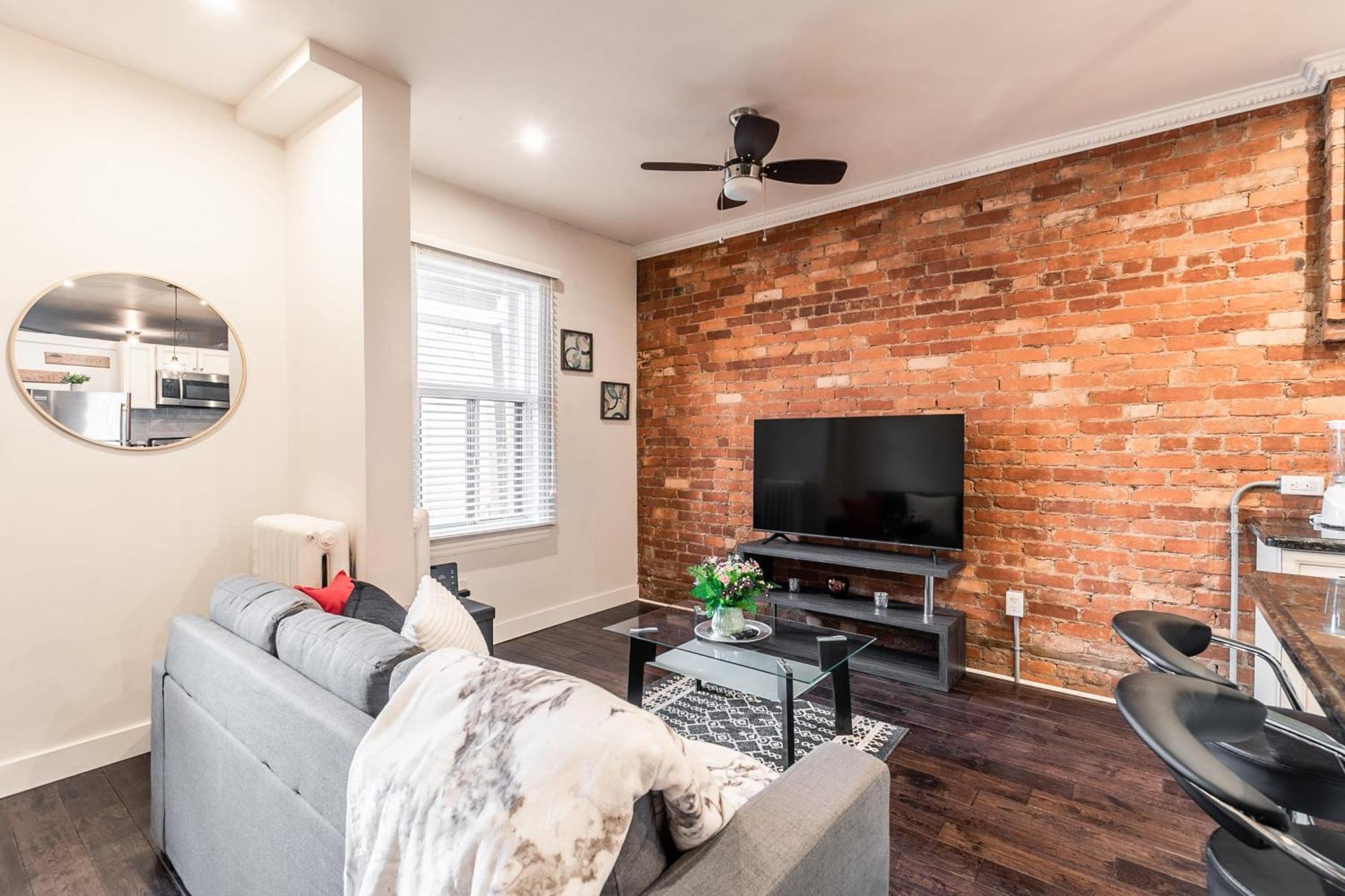 Cozy 1br On Street North *